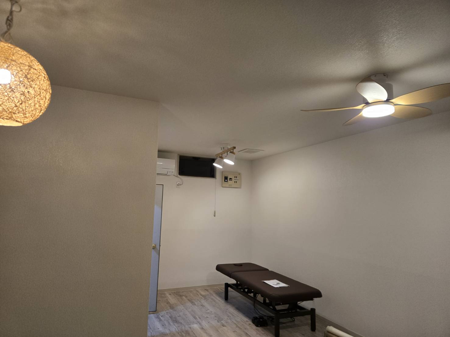 佐野市にて店舗の内装工事をしました！